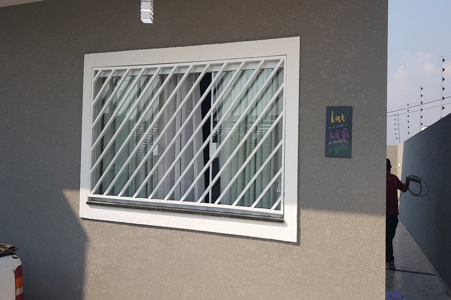 Grades para janela Vila Dora - Santo André grade de tubo metalon transversal