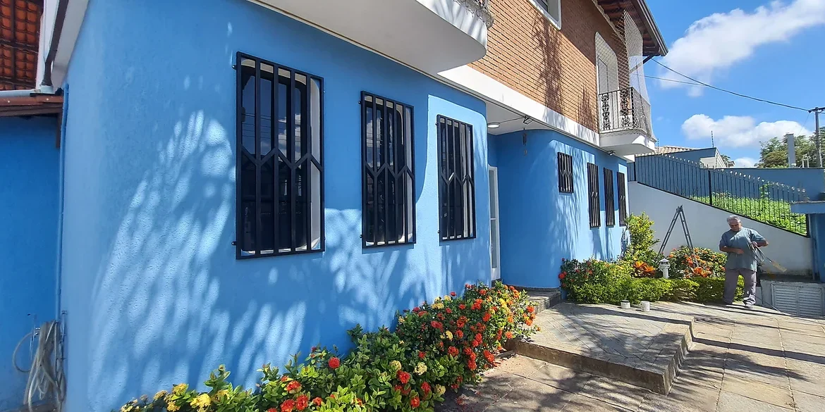 grades para janela no Jardim Pazini, Taboão da Serra com desenho
decorativo preto fosco para vidro blindex com pintura automotiva e alta
resistência